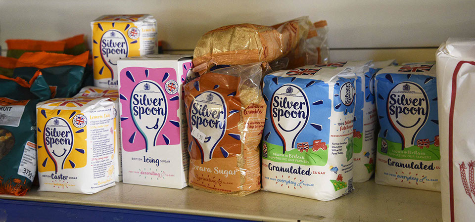 Purchase food and drink including groceries from Maggie's Fruit and Veg in Portree